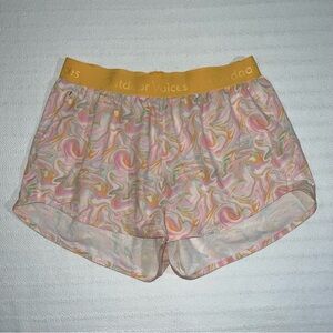 Outdoor Voices 3" Relay Shorts Women's Medium Small Stretch Running Linerless